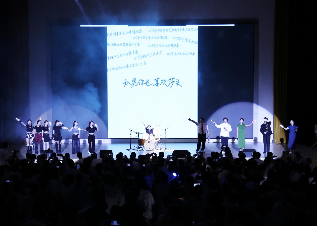 c27aab2194784ab2845d000189059cdc.Jpeg