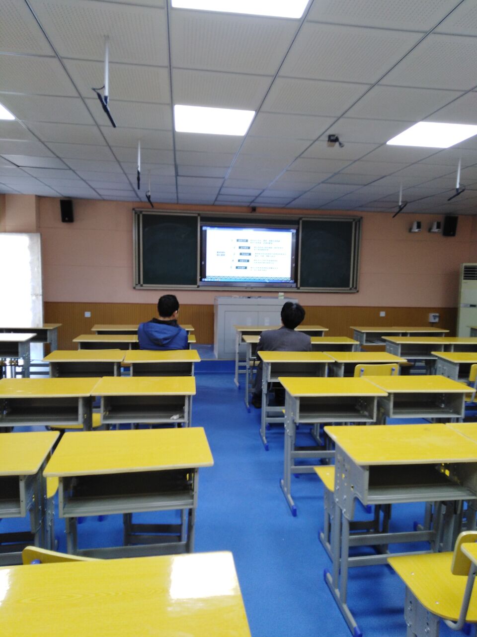 f975071c0f394db08ea8d1a3ad0bdec3.Jpeg