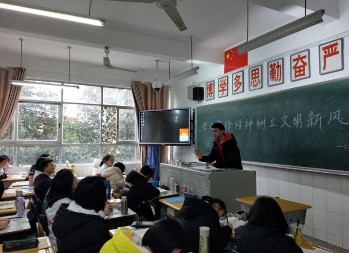 d11b61020b9246e8bef23f85f6df57bc.Jpeg