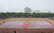 石门一中：“阳光少年”田径场上展风采