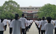 石门一中：新学期讲好“安全第一课”