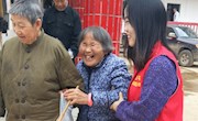 石门一中志愿者服务队情暖光荣院