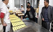 石门一中总务科严格考察供货渠道